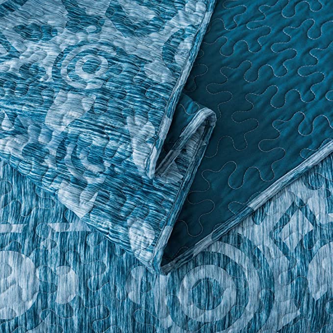 Microfiber Quilt Bedspread Sets-Geometric Contemporary Pattern Reversible Coverlet Set, Queen Size